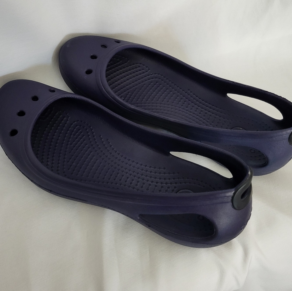 Woman's Blue Crocs Ballet Flats - Size 8